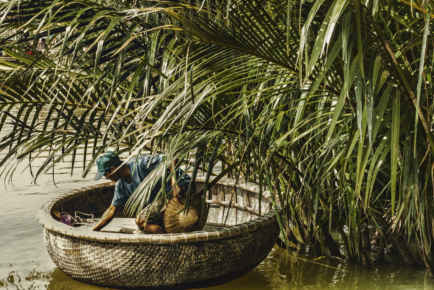 Cam Thanh basket boat
